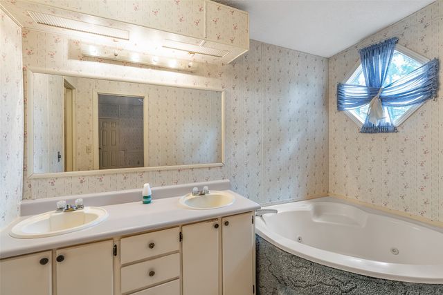 121 Woolworth Road, Stonewall, LA 71078