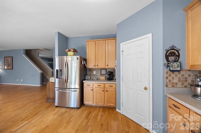 2025 Savannah Hills Drive, Matthews, NC 28105
