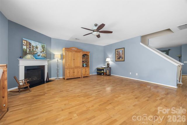 2025 Savannah Hills Drive, Matthews, NC 28105