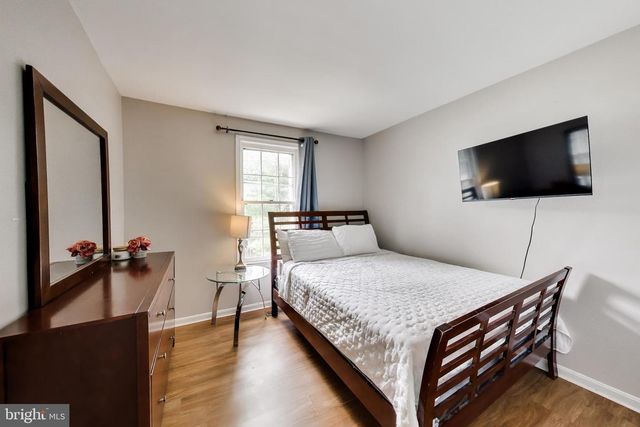 10075 MAPLE LEAF DR, Montgomery Village, MD 20886