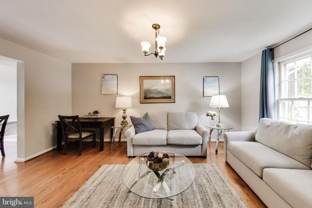 10075 MAPLE LEAF DR, Montgomery Village, MD 20886