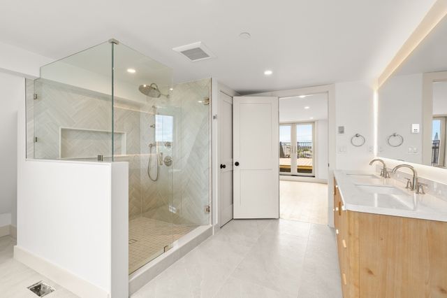 17 Princeton St 3, Boston, MA 02128