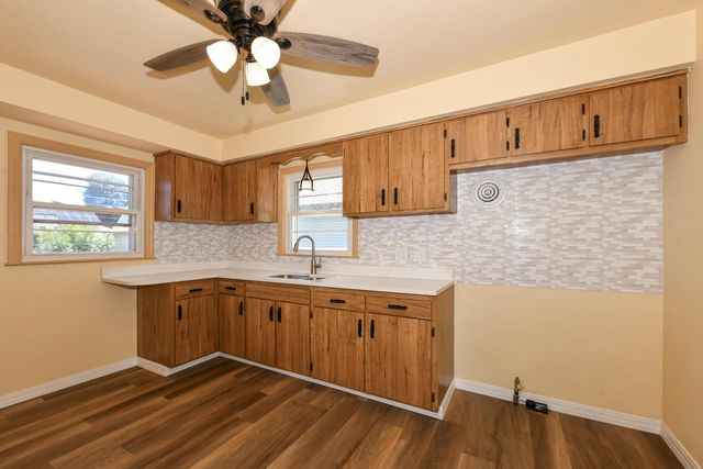 3662 S Brust AVENUE, Milwaukee, WI 53207