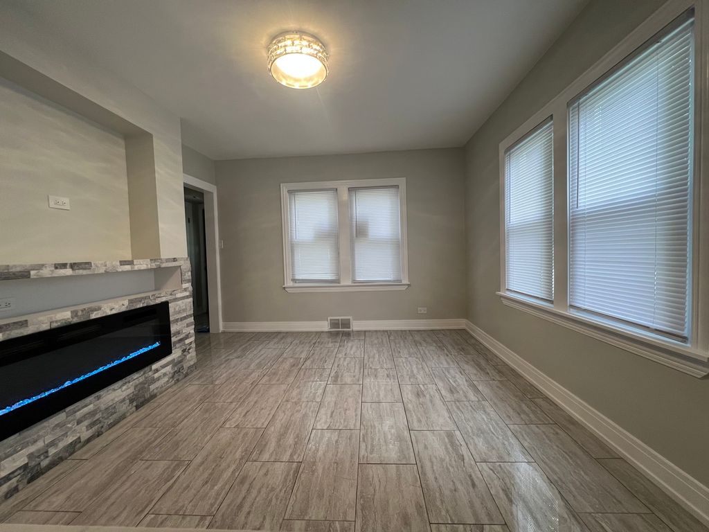 6848 W 96th Street, Oak Lawn, IL 60453 — photo 2