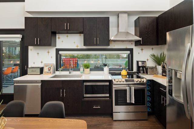 920 South St Apt 316, Nashville, TN 37203