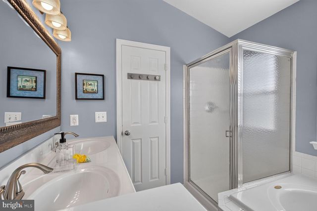 5545 STROUD CT, Centreville, VA 20120