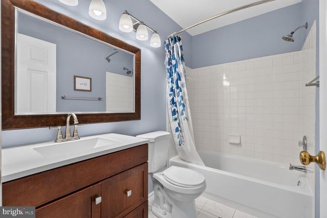 5545 STROUD CT, Centreville, VA 20120