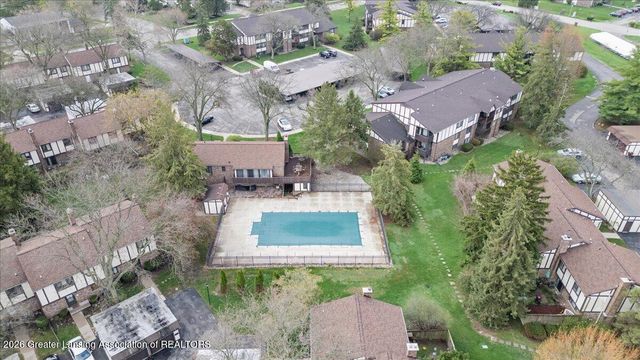6165 Innkeepers Court 86, East Lansing, MI 48823