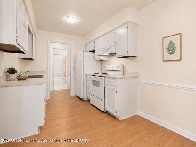 6165 Innkeepers Court 86, East Lansing, MI 48823