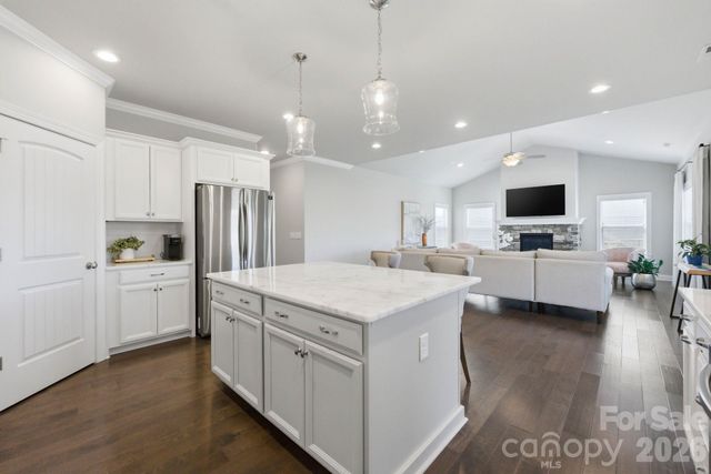 176 Staffordshire Drive, Statesville, NC 28625