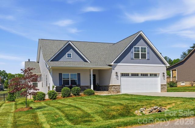 176 Staffordshire Drive, Statesville, NC 28625