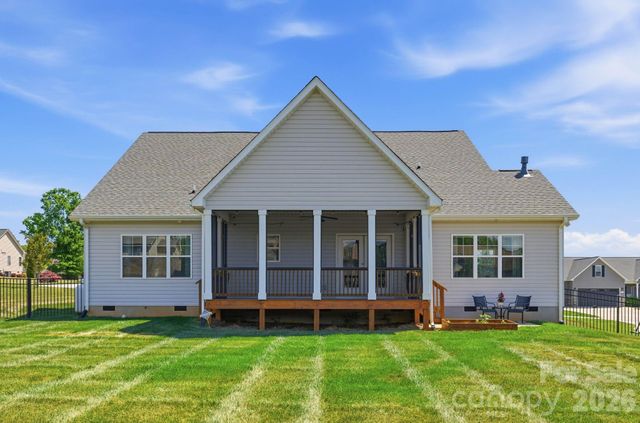 176 Staffordshire Drive, Statesville, NC 28625