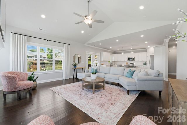 176 Staffordshire Drive, Statesville, NC 28625