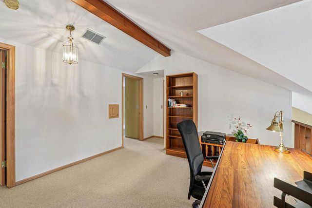 990 Silver Mist COURT, Brookfield, WI 53005