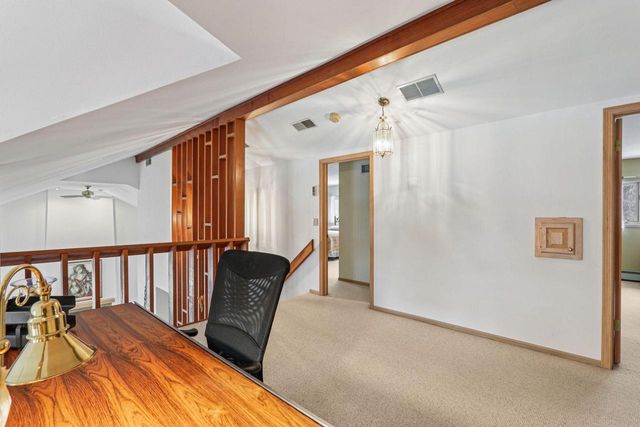 990 Silver Mist COURT, Brookfield, WI 53005