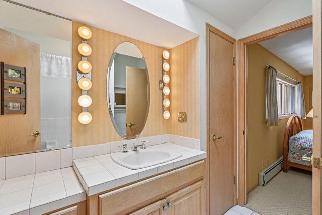 990 Silver Mist COURT, Brookfield, WI 53005