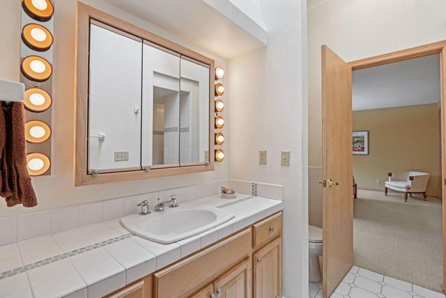 990 Silver Mist COURT, Brookfield, WI 53005