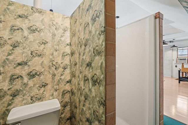 990 Silver Mist COURT, Brookfield, WI 53005