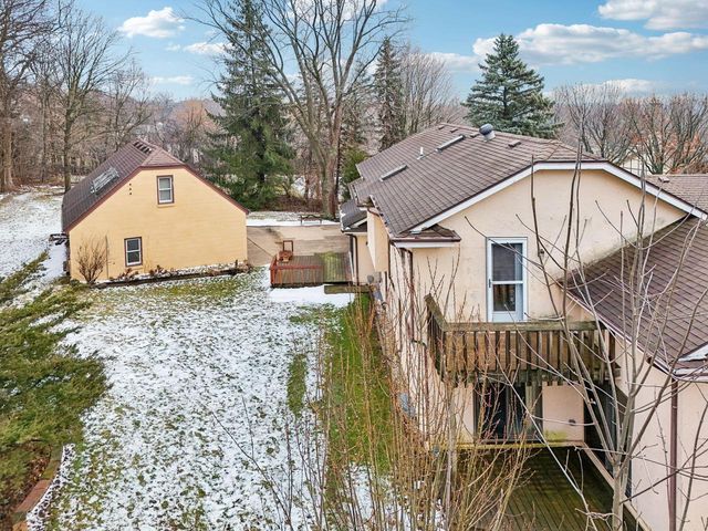 990 Silver Mist COURT, Brookfield, WI 53005