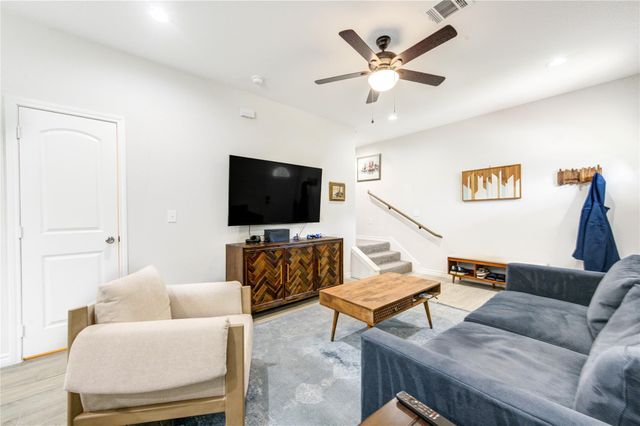 849 Queenswood, Montgomery, TX 77316