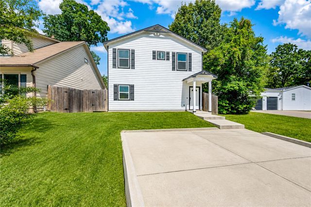 849 Queenswood, Montgomery, TX 77316