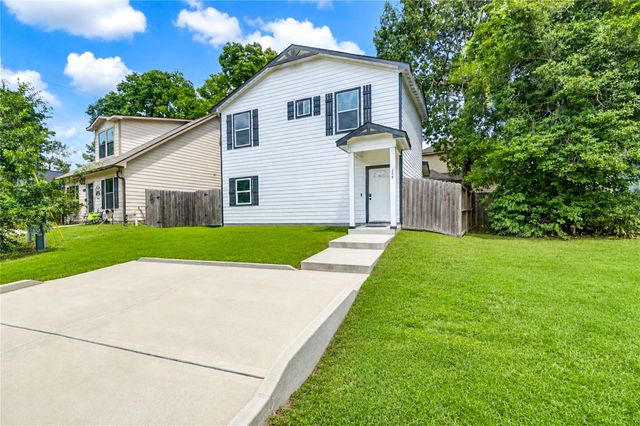849 Queenswood, Montgomery, TX 77316
