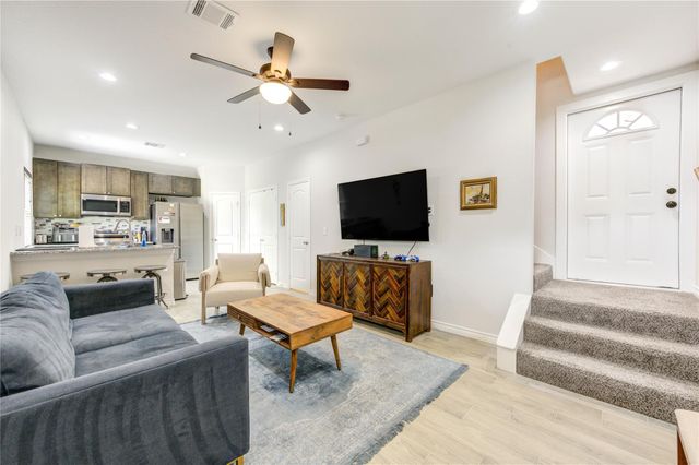 849 Queenswood, Montgomery, TX 77316