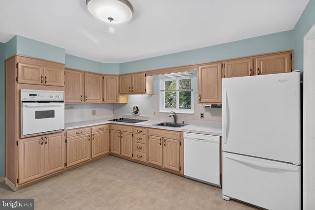 2507 RAVEN RD, Wilmington, DE 19810