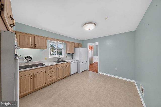 2507 RAVEN RD, Wilmington, DE 19810