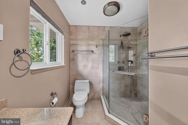 2507 RAVEN RD, Wilmington, DE 19810