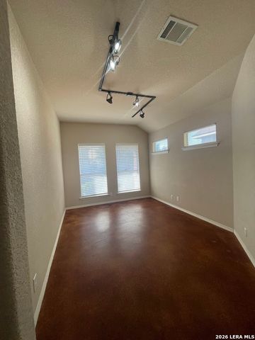 235 Hay Barn, San Marcos, TX 78666
