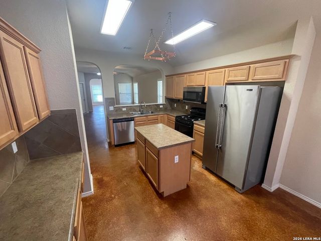 235 Hay Barn, San Marcos, TX 78666
