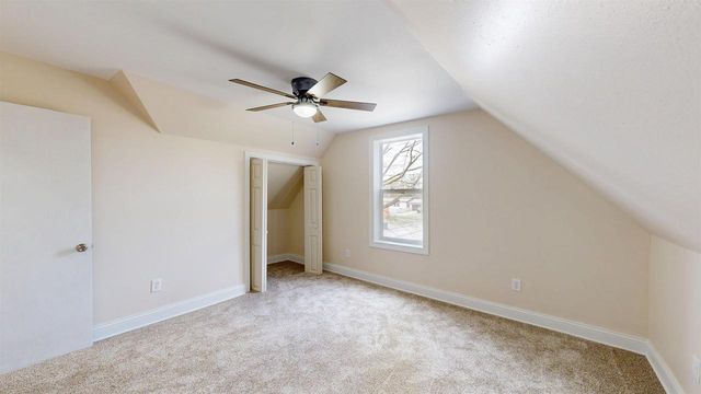 1222 S 7th Street, Prairie Du Chien, WI 53821