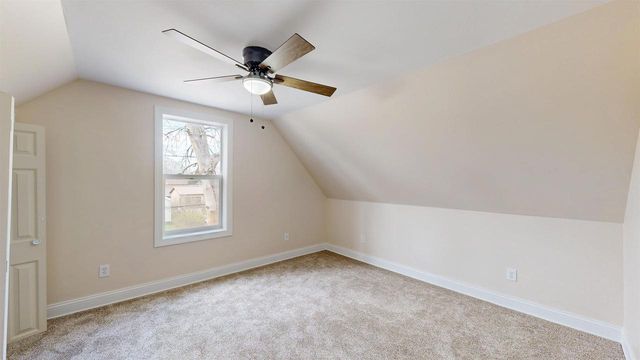 1222 S 7th Street, Prairie Du Chien, WI 53821