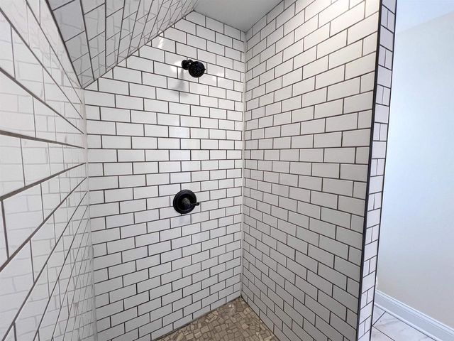 1222 S 7th Street, Prairie Du Chien, WI 53821