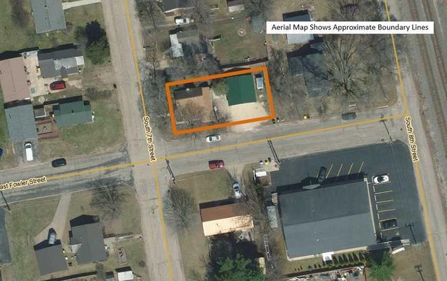 1222 S 7th Street, Prairie Du Chien, WI 53821