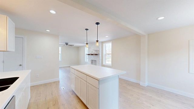 1222 S 7th Street, Prairie Du Chien, WI 53821