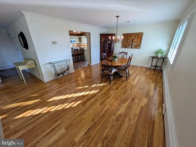 3285 CHERRYVILLE RD, Northampton, PA 18067