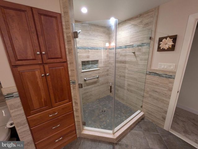 3285 CHERRYVILLE RD, Northampton, PA 18067