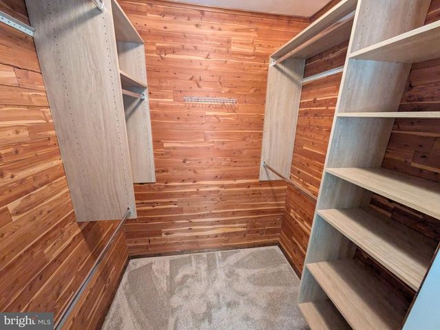 3285 CHERRYVILLE RD, Northampton, PA 18067
