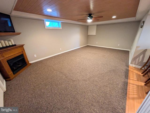 3285 CHERRYVILLE RD, Northampton, PA 18067