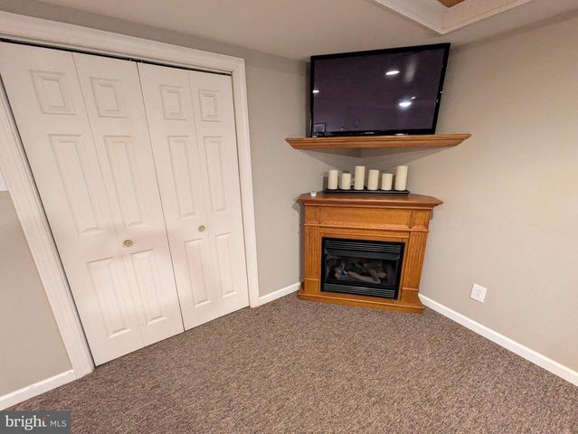 3285 CHERRYVILLE RD, Northampton, PA 18067