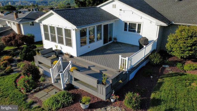 3285 CHERRYVILLE RD, Northampton, PA 18067