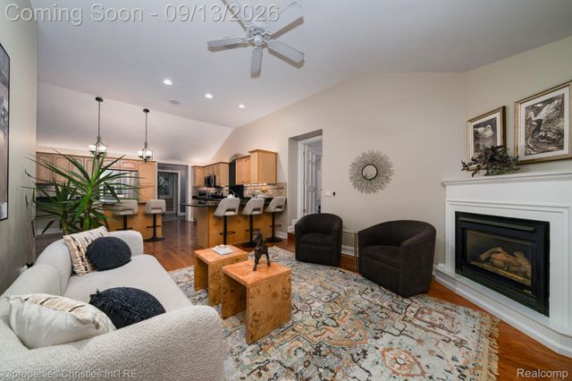 900 Indianwood Road, Orion Charter Township, MI 48362