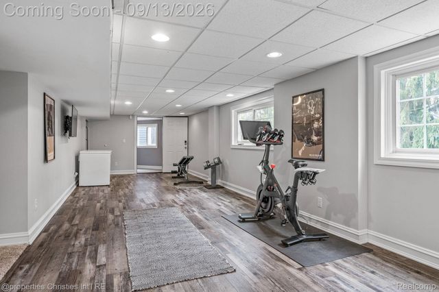 900 Indianwood Road, Orion Charter Township, MI 48362