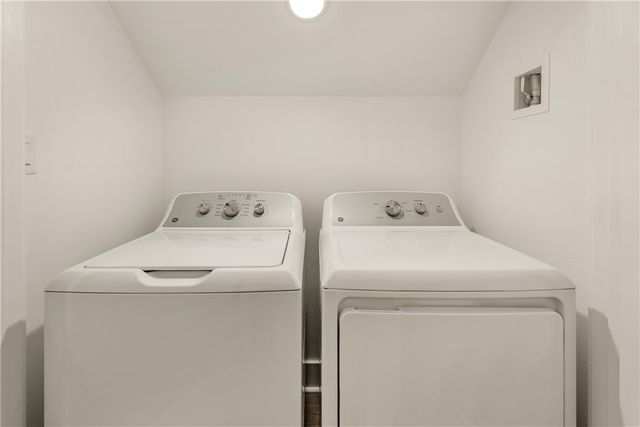 4071 Gunner Trail, College Station, TX 77845