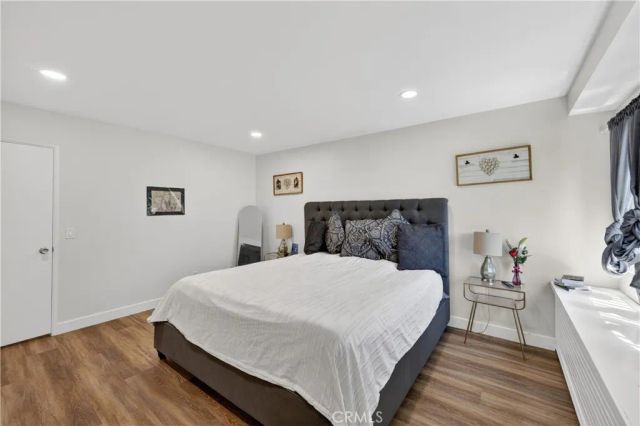 19231 Sherman 27, Reseda, CA 91335
