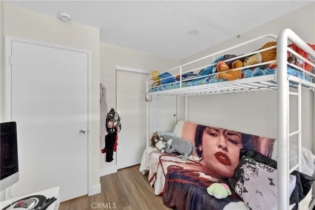 19231 Sherman 27, Reseda, CA 91335