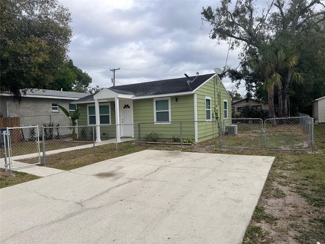 2105 11TH STREET W, Bradenton, FL 34205