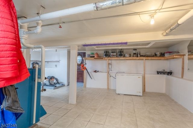 68 Richard St, Passaic City, NJ 07055